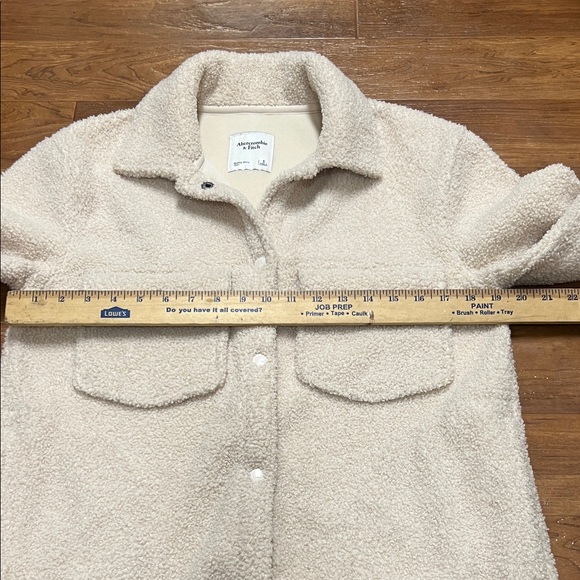Abercrombie & Fitch Off-White Teddy Jacket - Picture 4 of 7